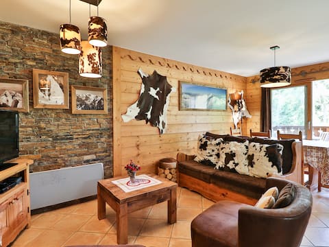 Successful Airbnb property: Grand Massif Mountain Escape 5 people in Morillon