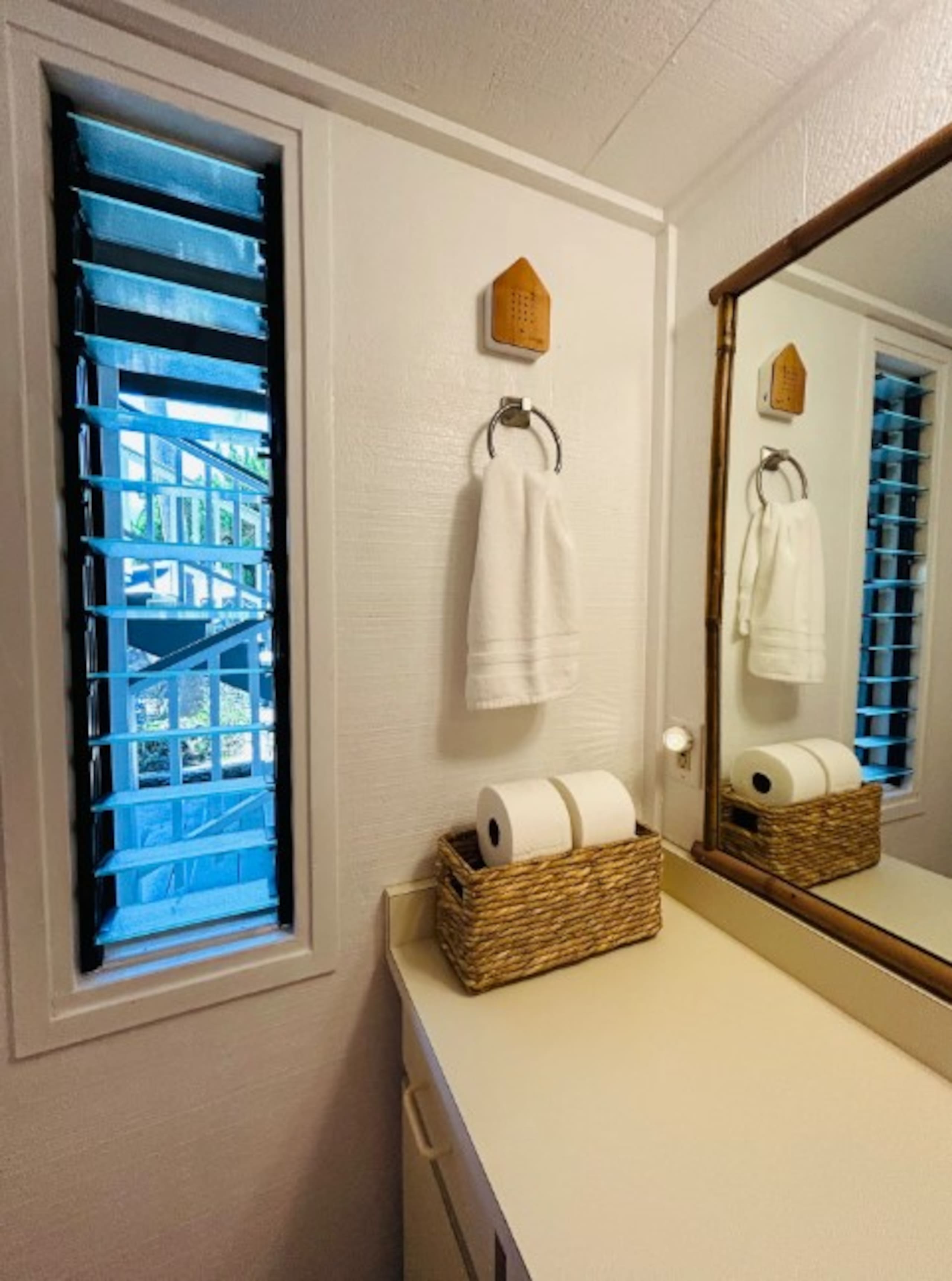 Townhouse in Kailua-Kona · ★4.92 · 1 bedroom · 1 bed · 1 private bath - Image 11