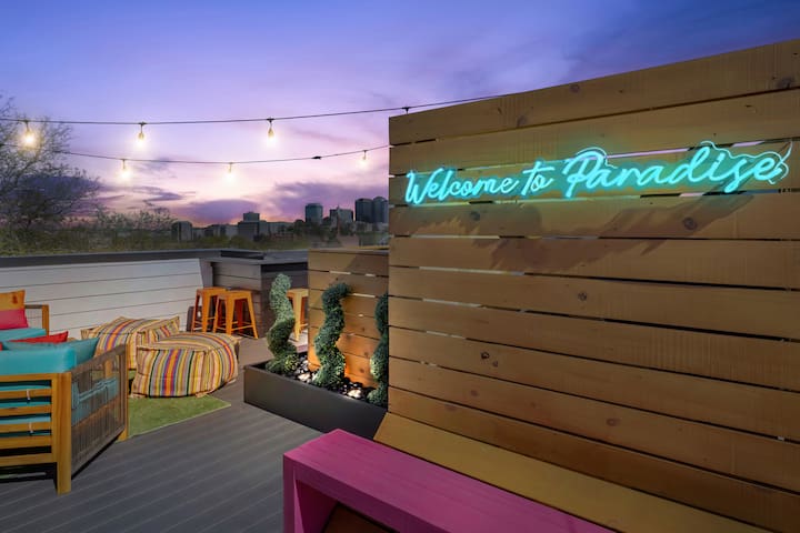 Rooftop +11 beds l SkylineViews l 5 min 2 Broadway