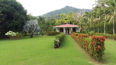 Villa Ixora Matapalo