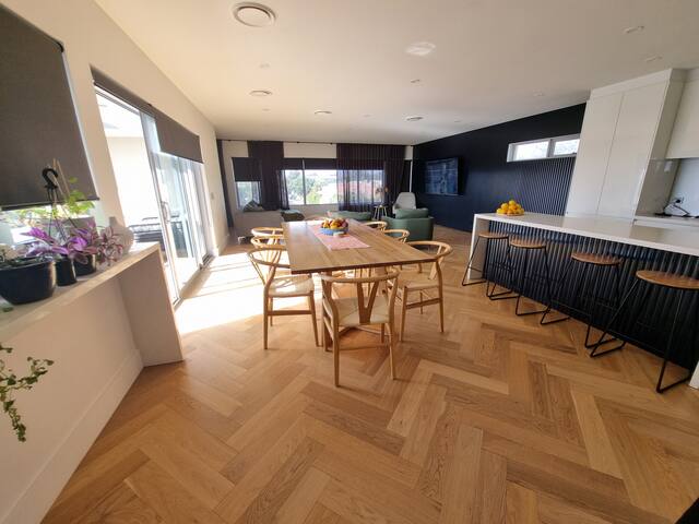 Beachside Gem on Long Island gallery image 3