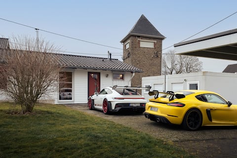 Popular Airbnb listing: Racing Chalet (vacation home) in Ahrweiler