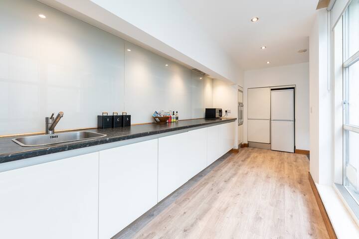Magic Stay London. managed Airbnb listing 1
