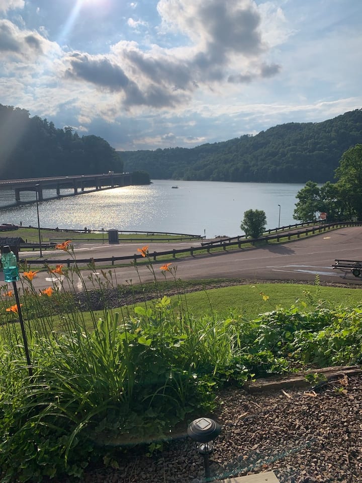 Addison Pa Lake Happiness - No Wake Zone Unit 1 of 3 - Apartments for Rent in ...