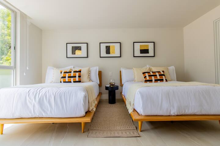 Capitalia | Sunset Terrace Views & Park Lincoln gallery image 5