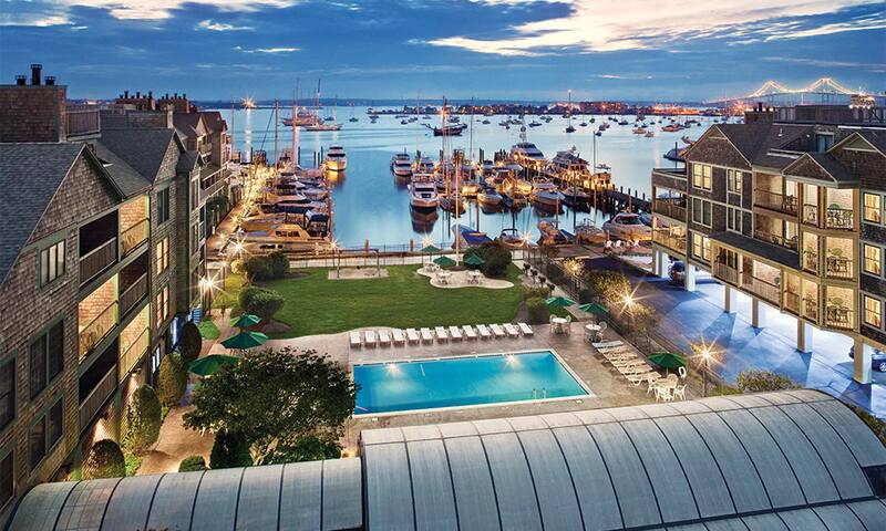 2 BD Downtown Newport Onshore!