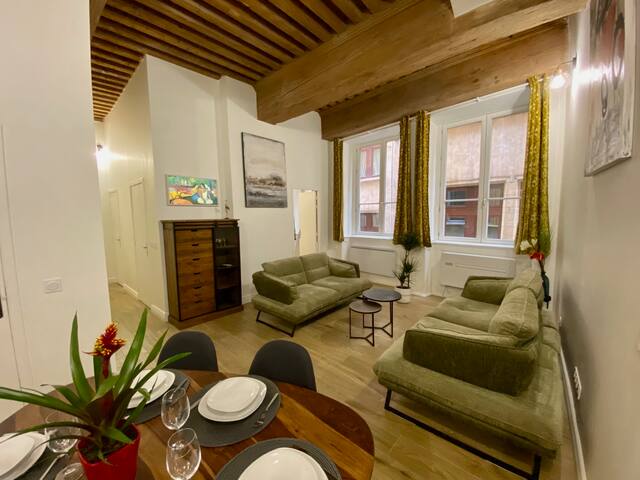 Classé 4* Presqu’ile Saint Nizier coeur de Lyon