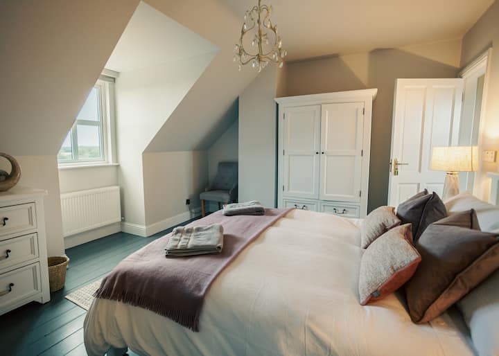 Potom spálňa na poschodí