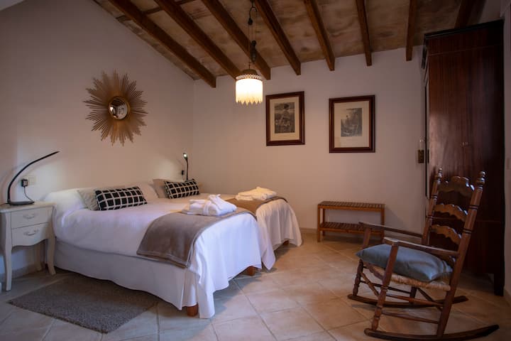 Hotel Suite Room, Breakfast, Adults Only - Campos, España