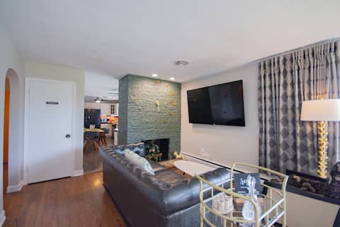 The Delaware Mid-Mod Escape