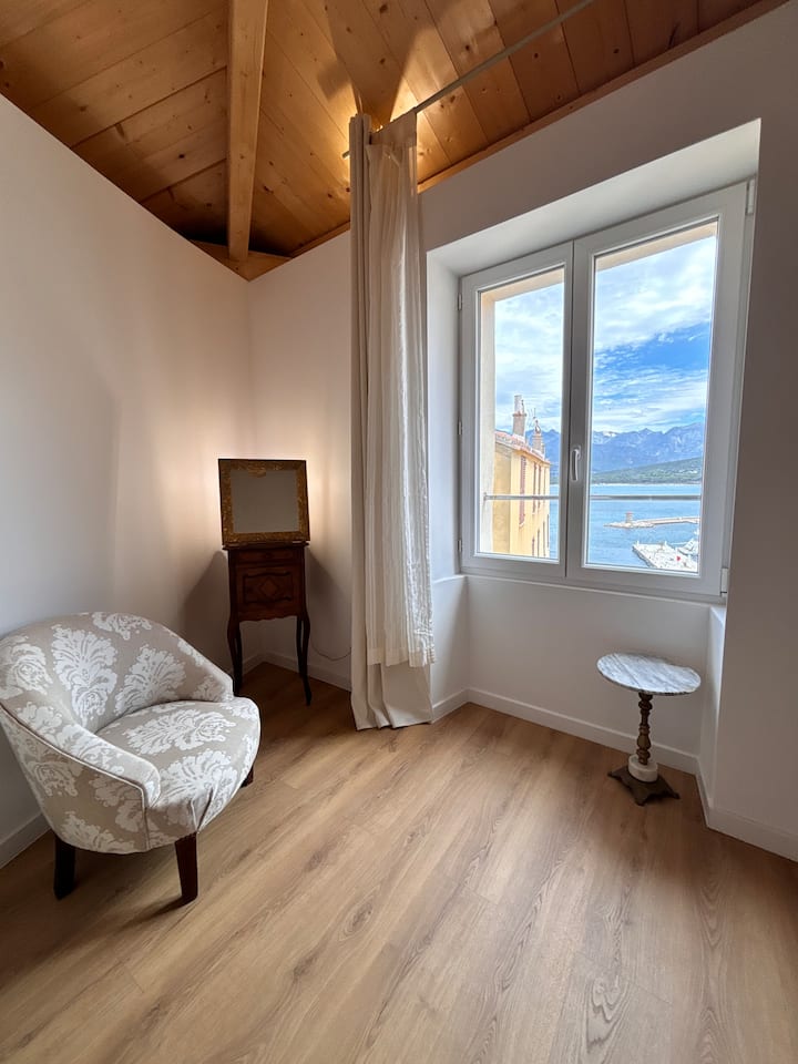 Charmant Studio Avec Vue Mer Et Montagnes - Calvi