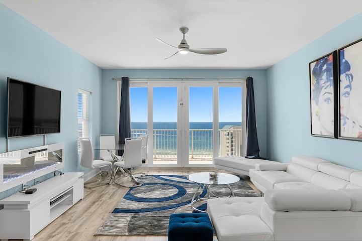 1201 Stunning Corner Oceanview Resort 5 Pools 18+ - Panama City Beach, FL