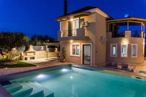 Popular Airbnb listing: Villa Azra * Private Pool in Περιφερειακή Ενότητα Ζακύνθου