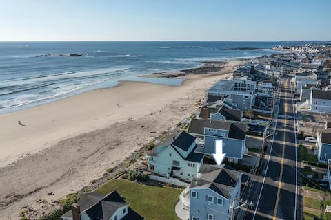Beachfront Beauty in Wells !