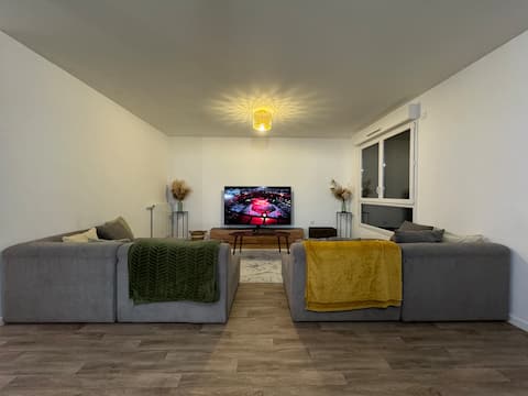 Peaceful & Cosy | 10 min to Paris | New 3-Bed Apt