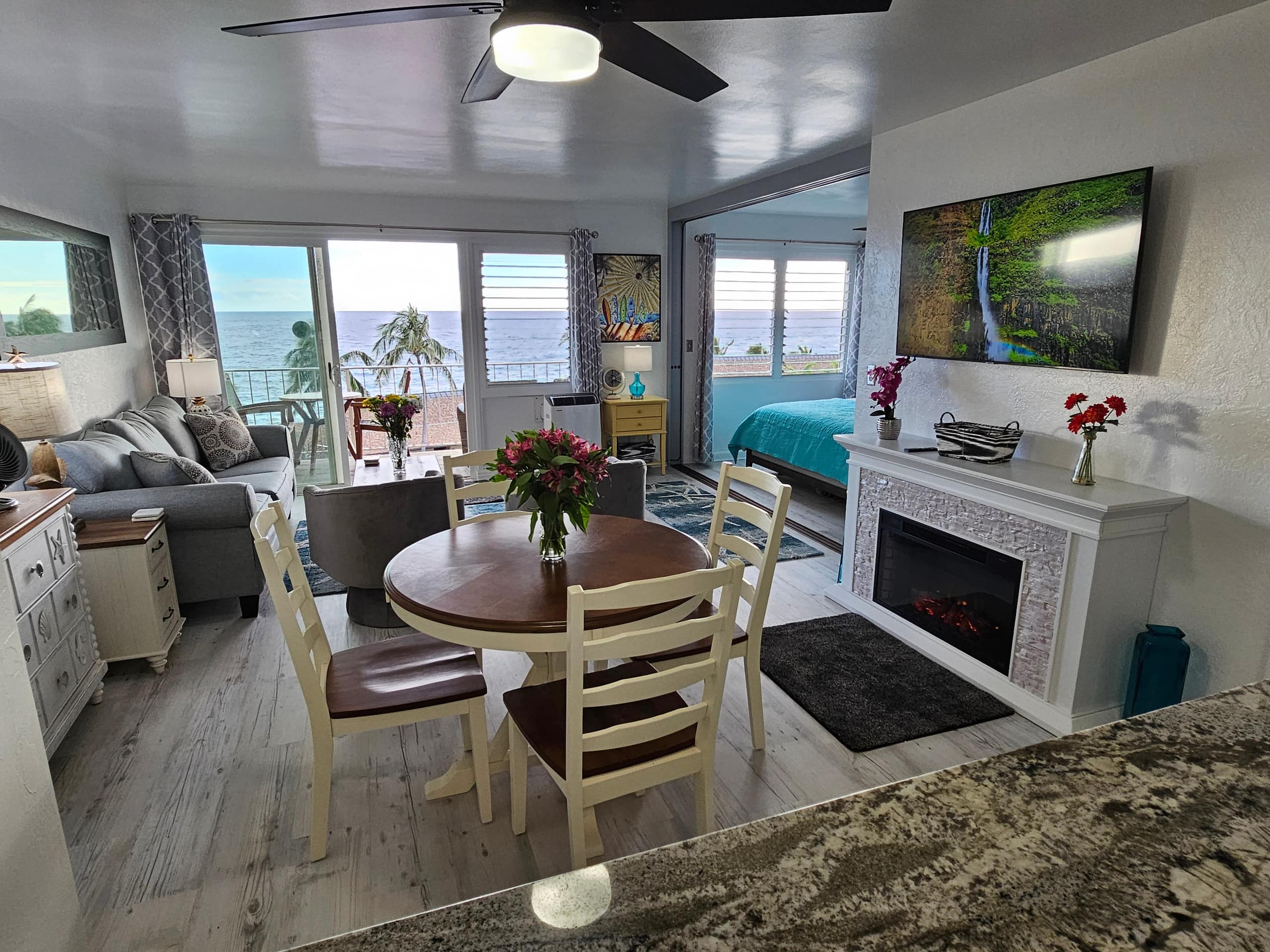 Condo in Poipu · ★4.92 · 1 bedroom · 2 beds · 1 bath - Image 9