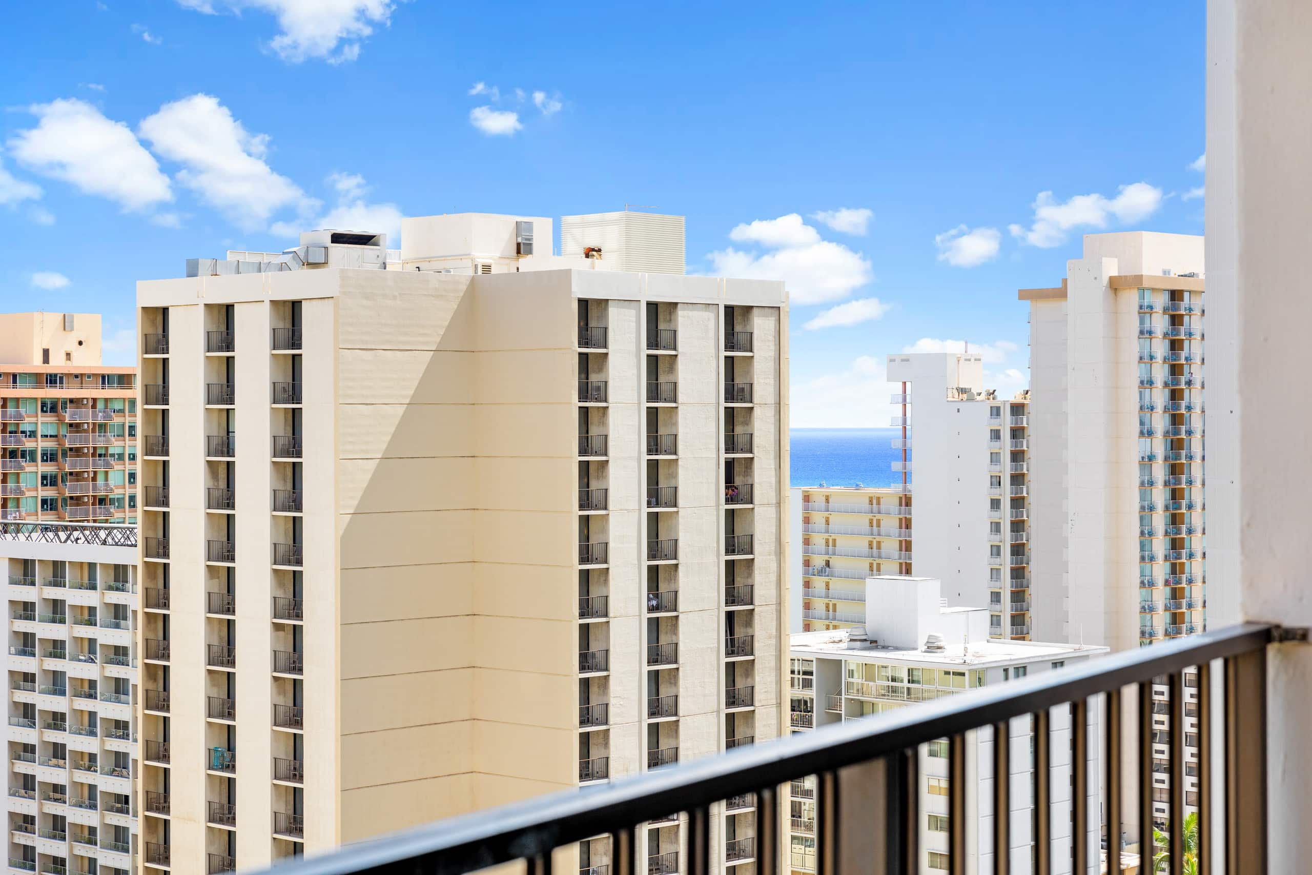 Condo in Honolulu · ★4.97 · 1 bedroom · 3 beds · 1 bath - Image 24