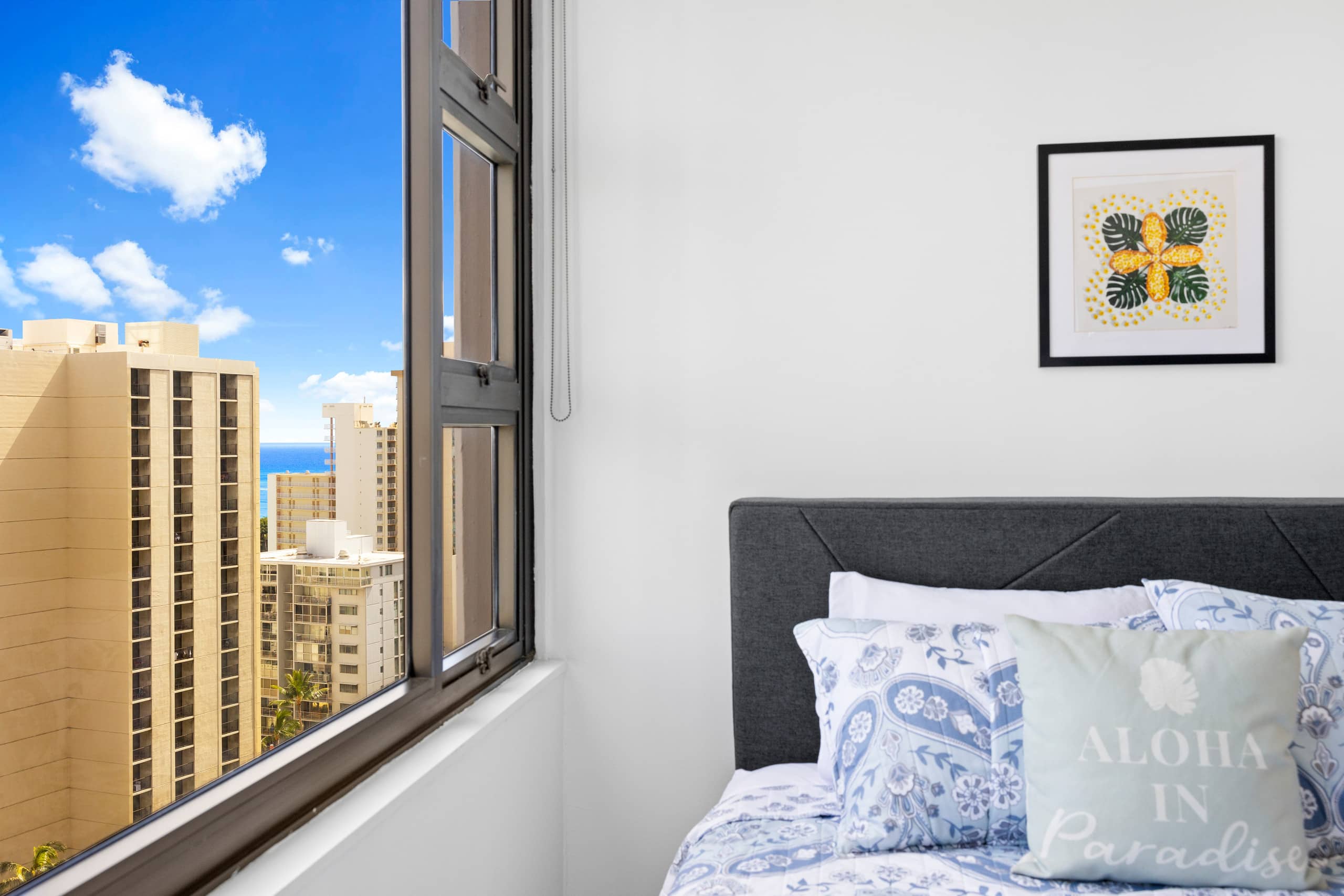 Condo in Honolulu · ★4.97 · 1 bedroom · 3 beds · 1 bath - Image 20