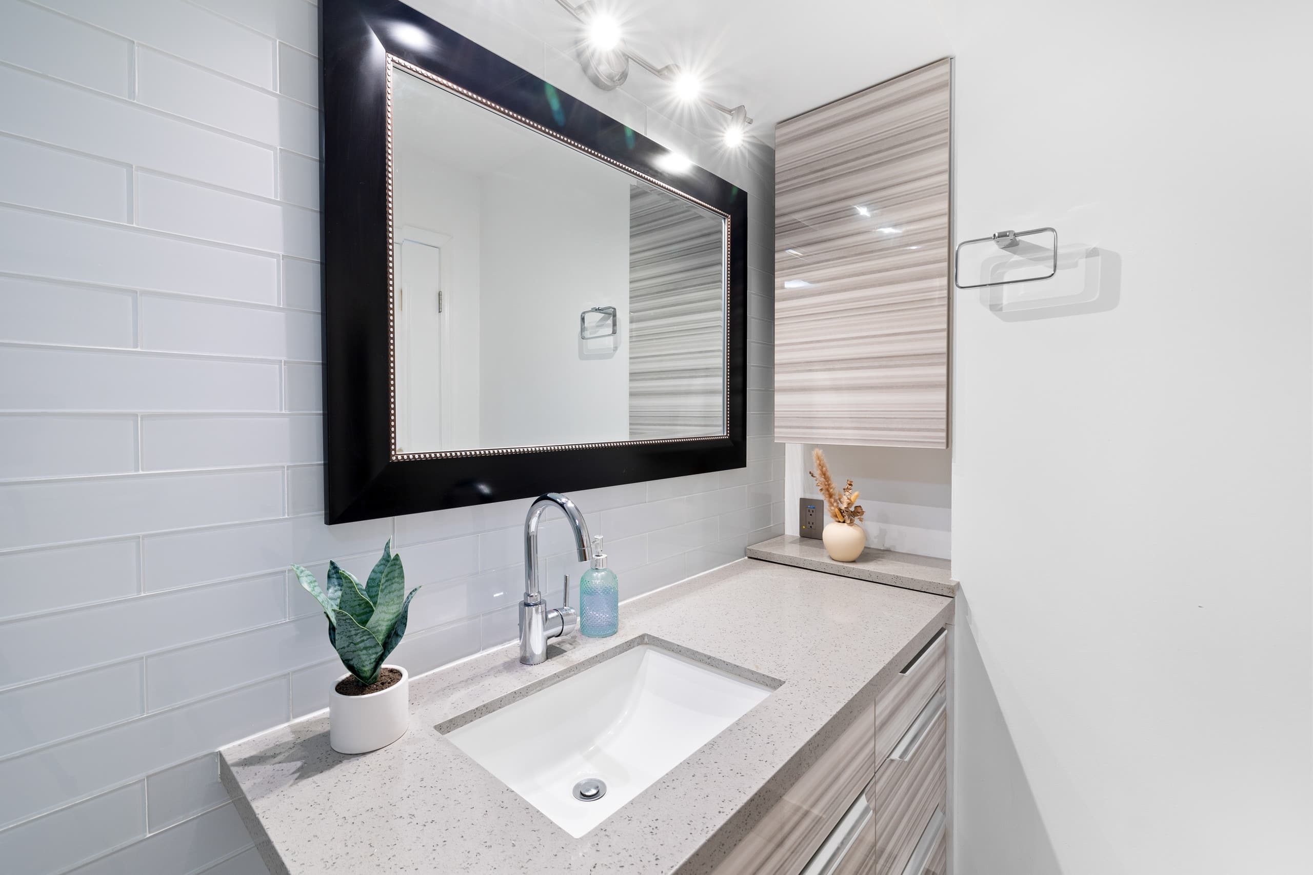 Condo in Honolulu · ★4.97 · 1 bedroom · 3 beds · 1 bath - Image 16