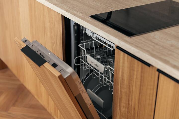 R16 Two-Bedroom gallery image 5