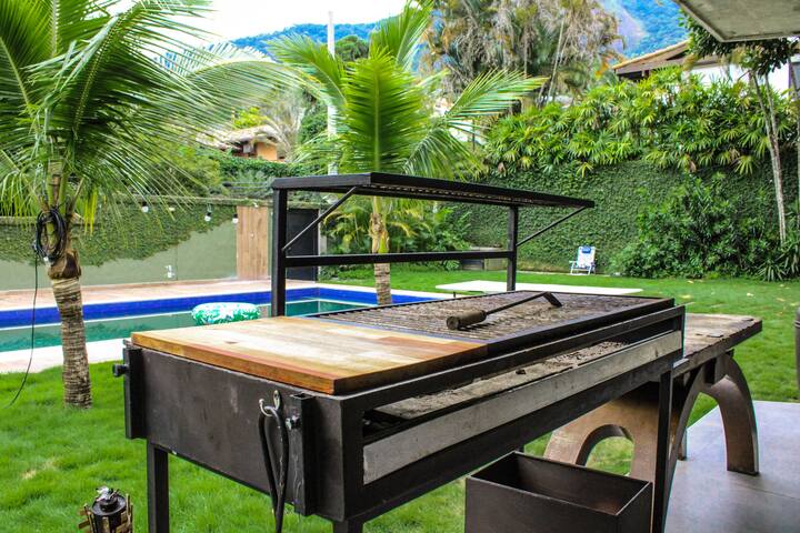 Forest House Retreat gallery image 3