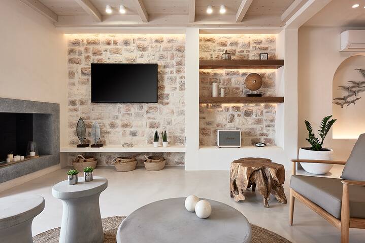 Beachfront, Daily Breakfast & Hotel-Style Comforts gallery image 3