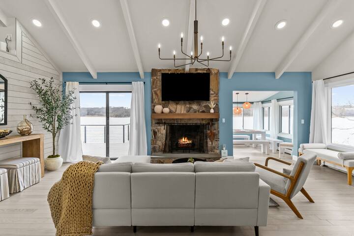 The Aquarius Narragansett, RI Waterfront Property gallery image 5