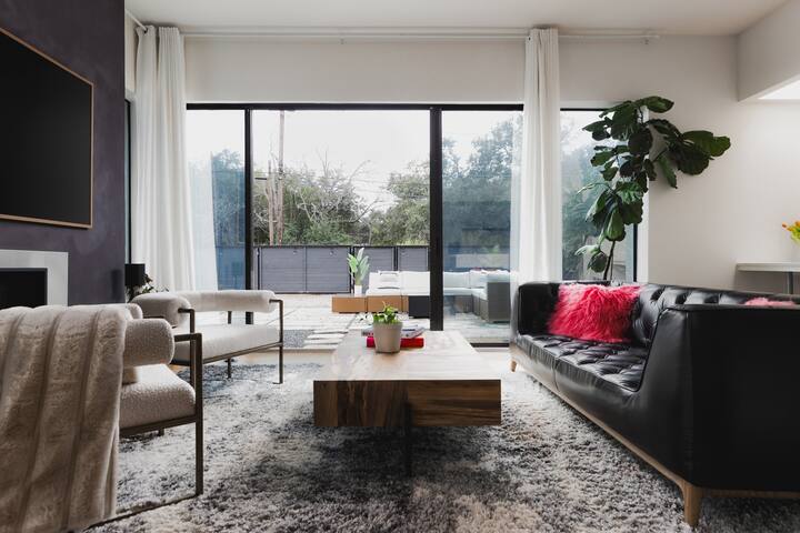 South Congress – Walk to SXSW, Downtown, ACL