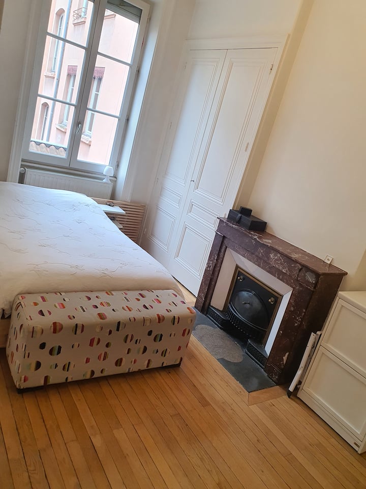 غرفة النوم 1