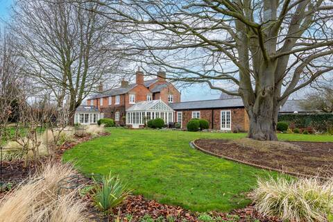 Country home with stunning view nr Market Harboro'