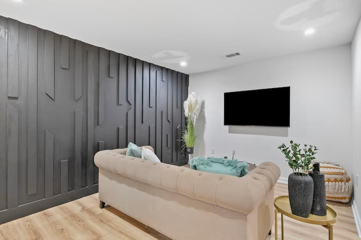 Chic 2 Bedroom W/ Free Parking - Smyrna