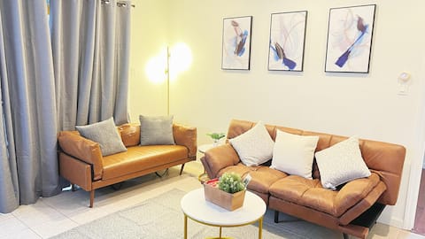 High Quality Guest House Near Downtown