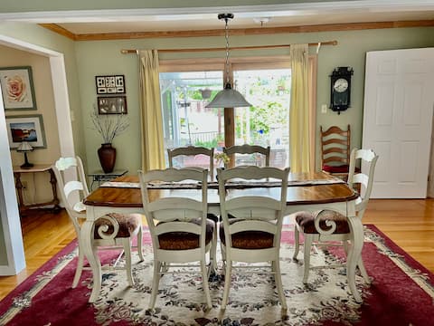 Charming Country Home in the hills