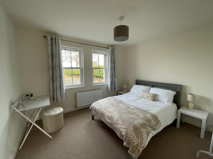 Chumba cha kulala 3 na kitanda mbili