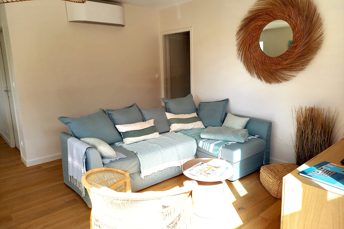 Top performing Airbnb: The DELO villa and its jacuzzi! in Saint Georges D'oléron