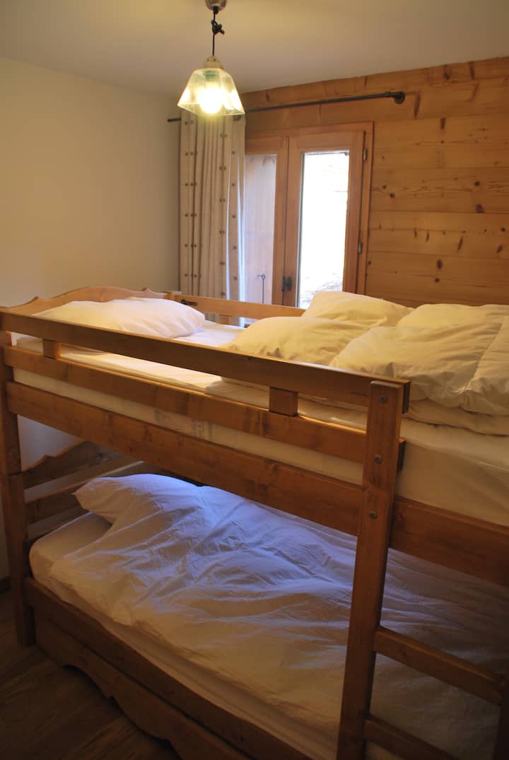 Chumba cha 4 cha kulala