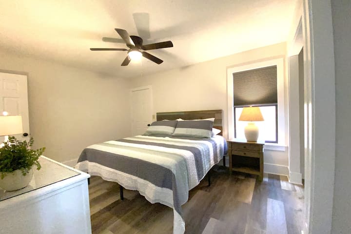 Голяма спалня