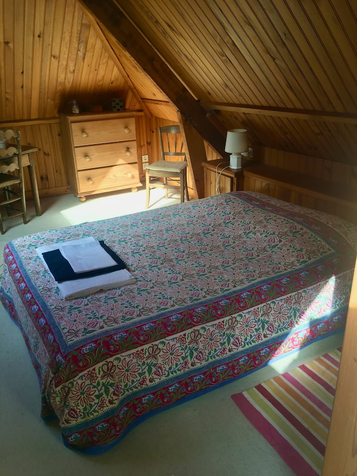 chumba cha kulala namba 6 ghorofa ya 2