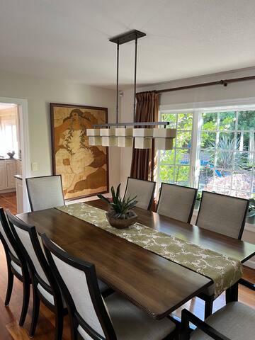 Backyard Oasis Luxury Home gallery image 5