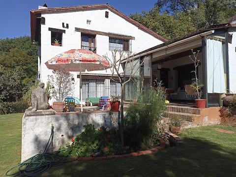 Successful Airbnb property: LA MASÍA Casa d Campo, in the center, Valle de Bravo in Agua Fría