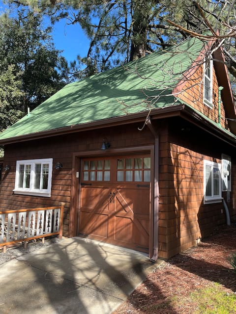 Top performing Airbnb: Cozy Hideaway in Julian