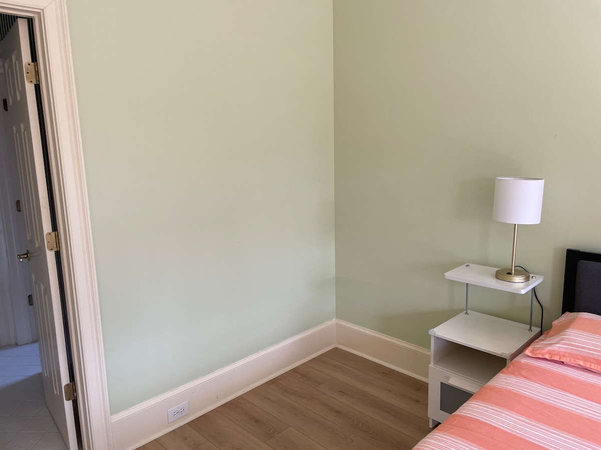 Spacious Room - Private Hallway - Garden View
