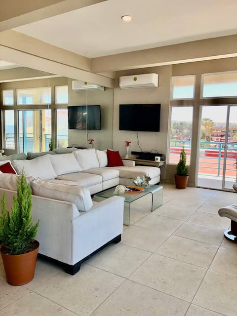 Coastal Gem - Condo Near Papas & Beer, Ocean Bliss