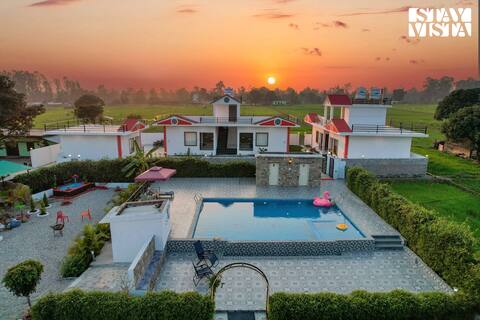 StayVista at Hriday Bhoomi w/ Jungle Safari, Pool