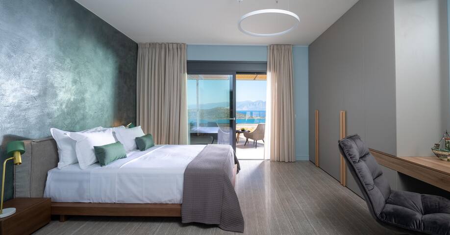 Scenic Views of Sea & Spinalonga, pool and gym! gallery image 5