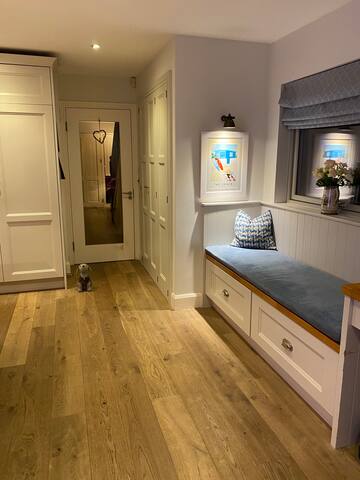 Detached 4-bed house in Dublin gallery image 2