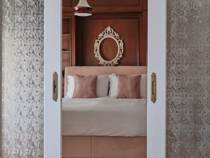 Პირველი საძინებელი