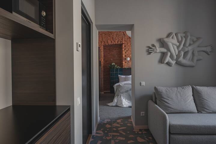 Resume apartments managed Airbnb listing 3
