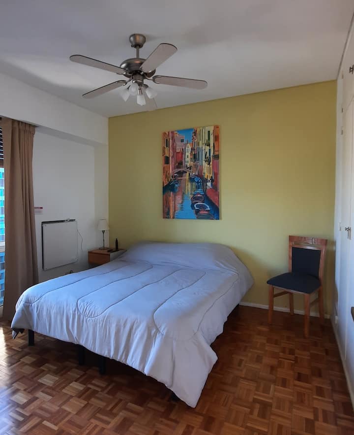 Flexible Room Armado: 1 Queen Bed or 2 Twin Beds