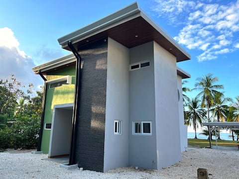 Esmeralda: NEW beachfront home